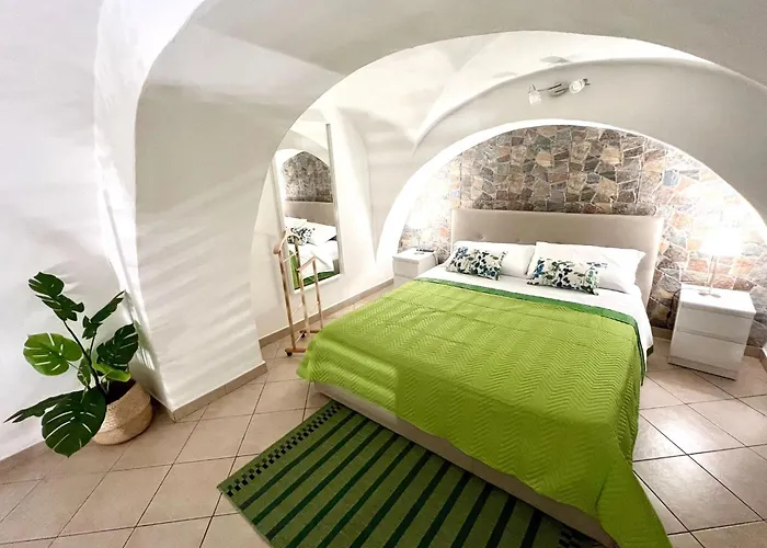 Ursino Holiday Apartment